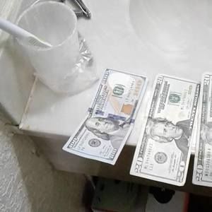 Meet your Posher, Cliff